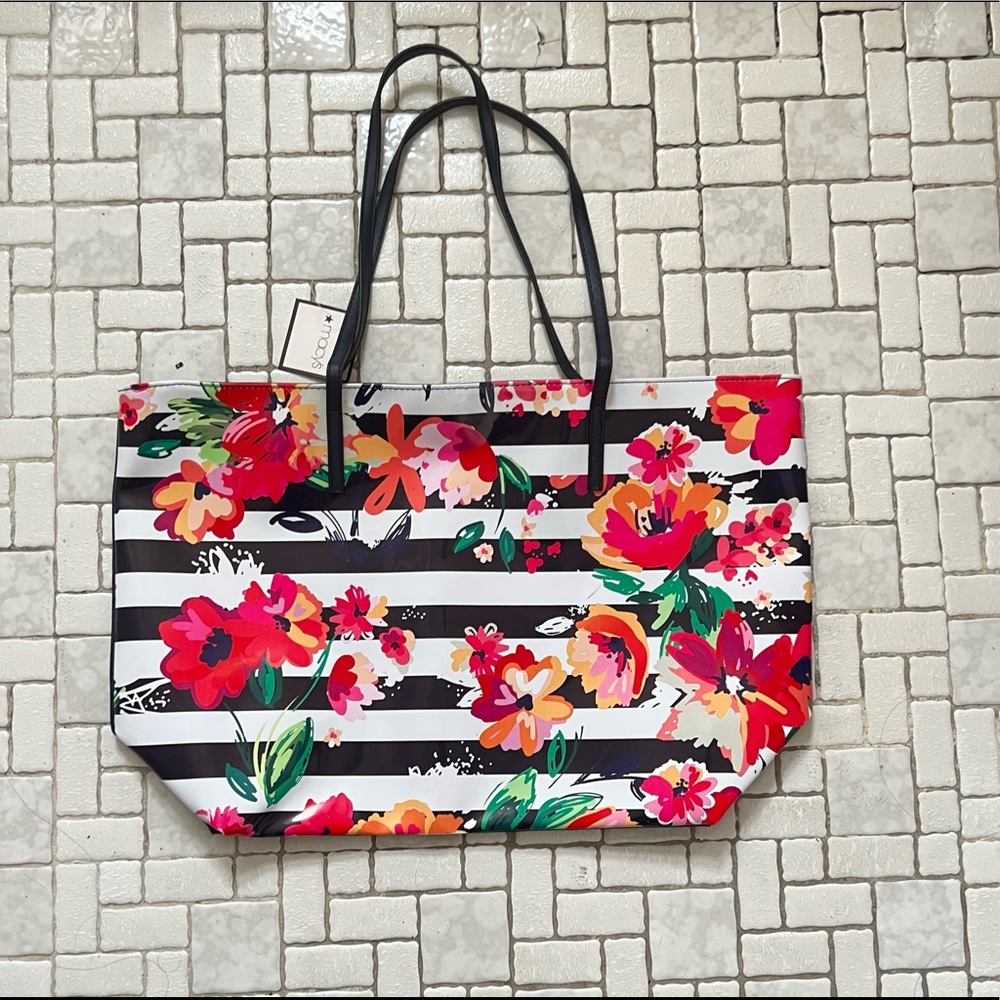 Macys Floral Navy White Tote